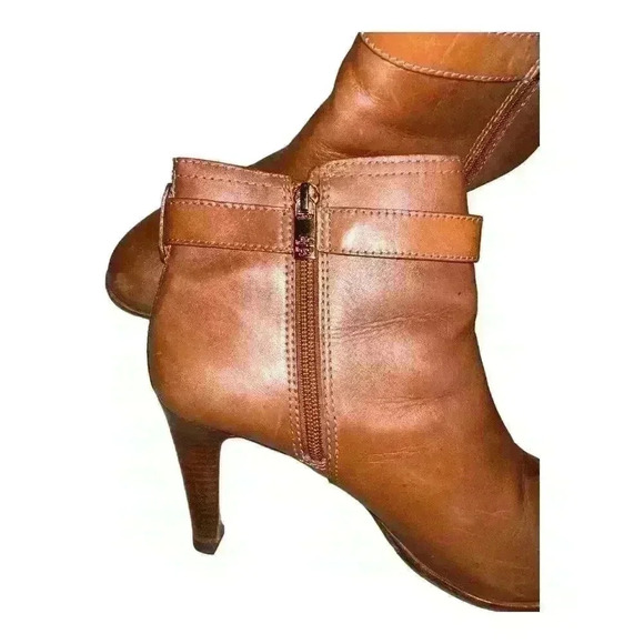 Tory Burch Brown Bristol High Heel Booties, Size 10.5 - Picture 6 of 10